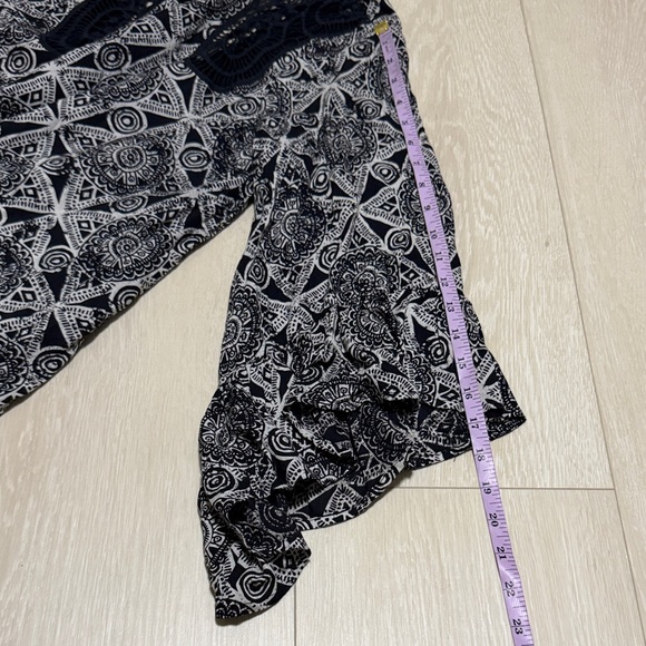 Volcom Geometric Black and White Dress - Picture 7 of 9